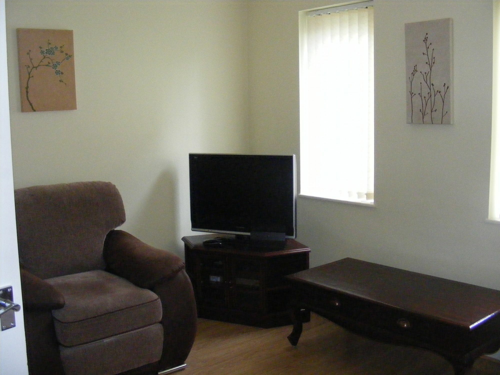 Baystays - Trawler Road * Swansea